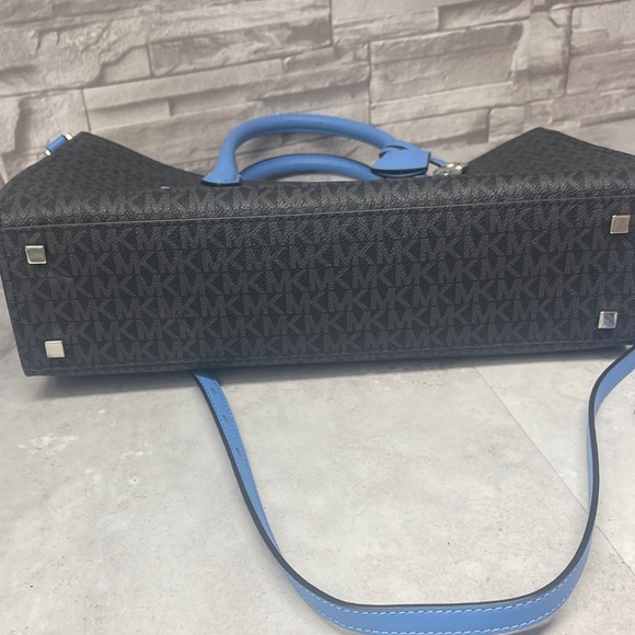 Michael Kors Scarlett Med Satchel & Matching Wallet Set Black/Sth Pacific Blue - Picture 7 of 14